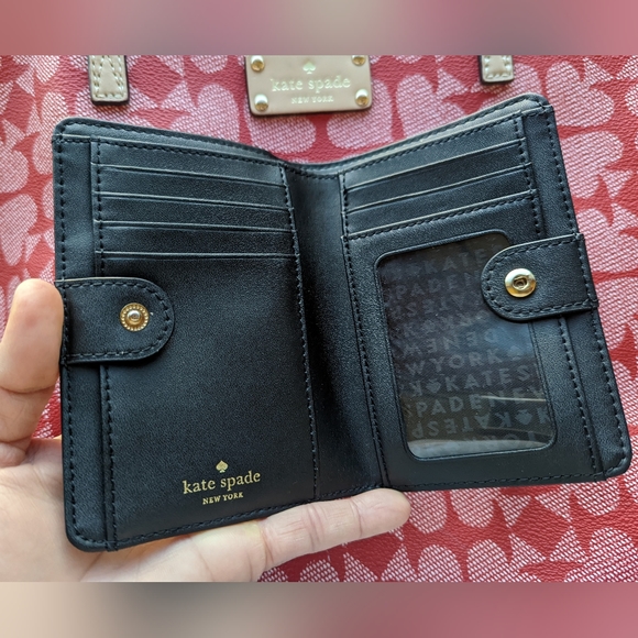 Kate Spade Leather Wallet - black 🖤 - Picture 8 of 11